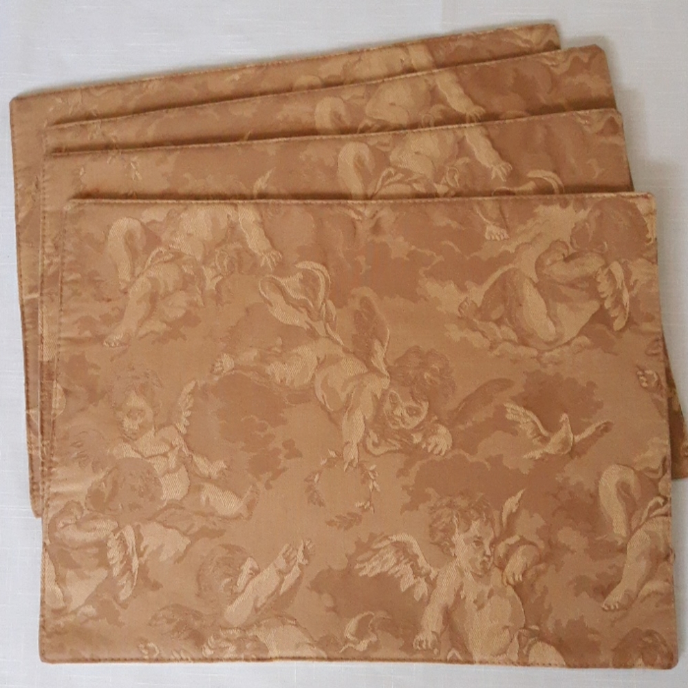 Gold Placemats Set (4) cherub brocade fabric EUC angels holiday Christmas